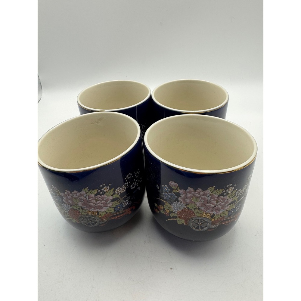 Set of 4 Vintage Japanese Tea Cups Floral Design Blue White - Picture 2 of 10